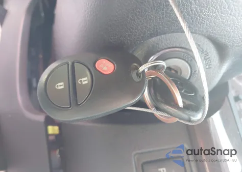 2015 Toyota Tundra Limited 5.7L V8 z USA, uszkodzony, nr VIN 5TFBY5F15FX446286